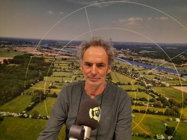 Stichting Benaresfonds te gast bij Omroep Land van Cuijk
